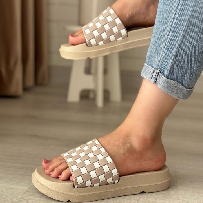 دمپایی زنانه پاپا مدل دیبا کد 79